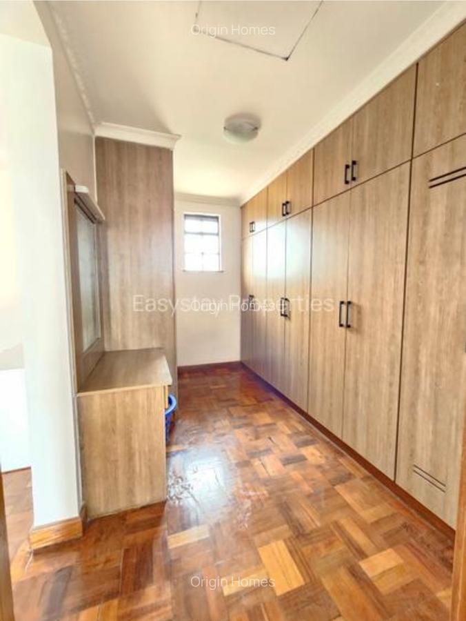 Furnished 3 Bed Apartment with En Suite at Riverside Drive - 10