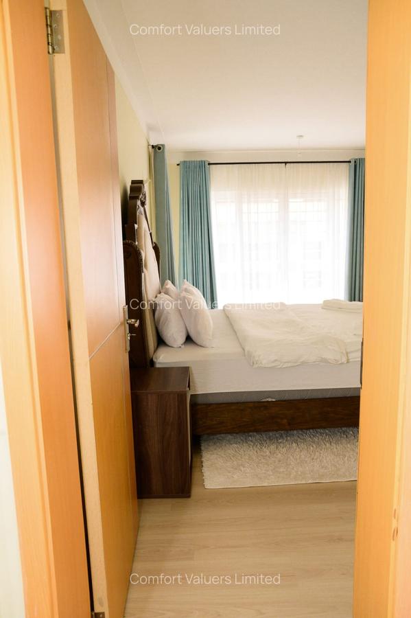 5 Bed House with En Suite at Hurlingham Near Mosque - 16