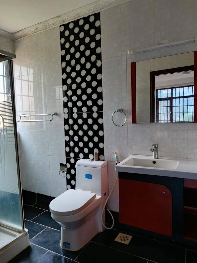 4 Bed Townhouse with En Suite at Runda - 4