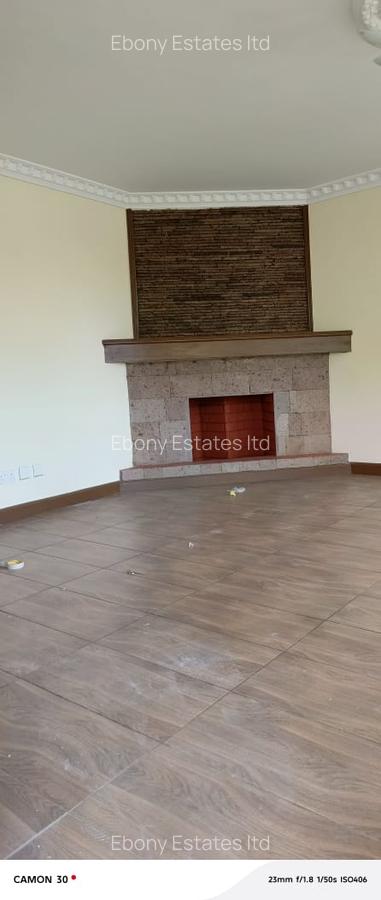 5 Bed Villa with En Suite in Lavington - 15