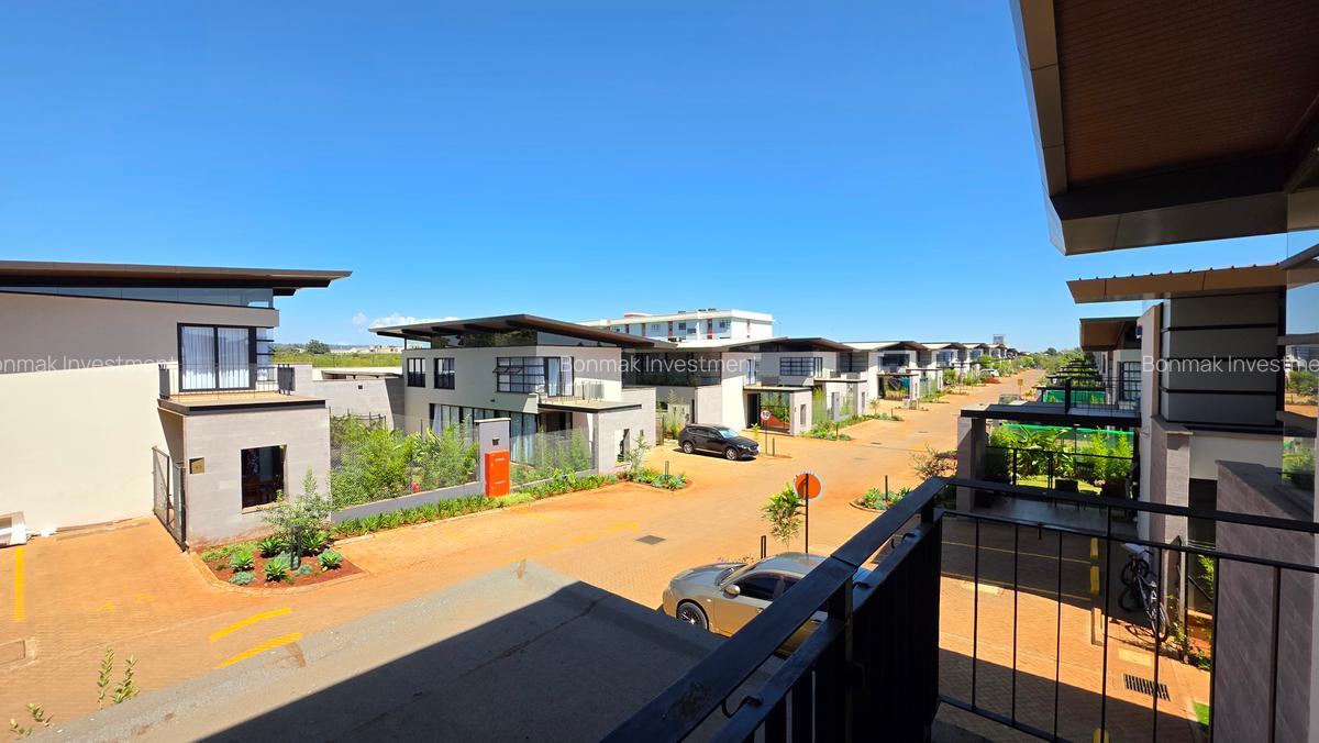 4 Bed Townhouse with En Suite at New Runda. - 3