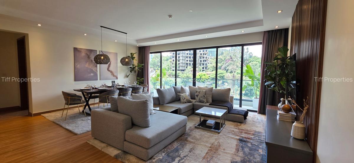 3 Bed Apartment in Riverside - 1