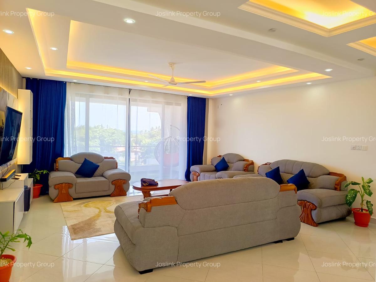 Serviced 3 Bed Apartment with En Suite at Mt Kenya - 15