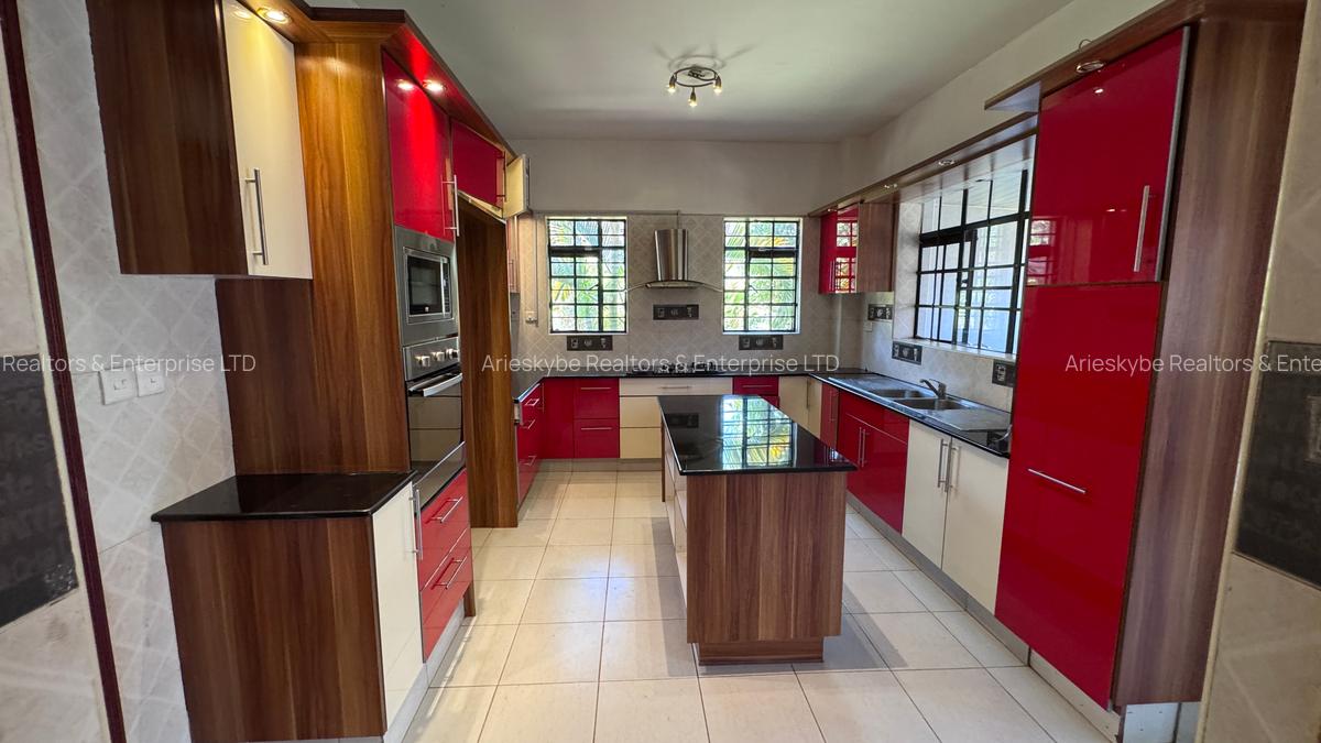 5 Bed House with En Suite in Kitisuru - 7