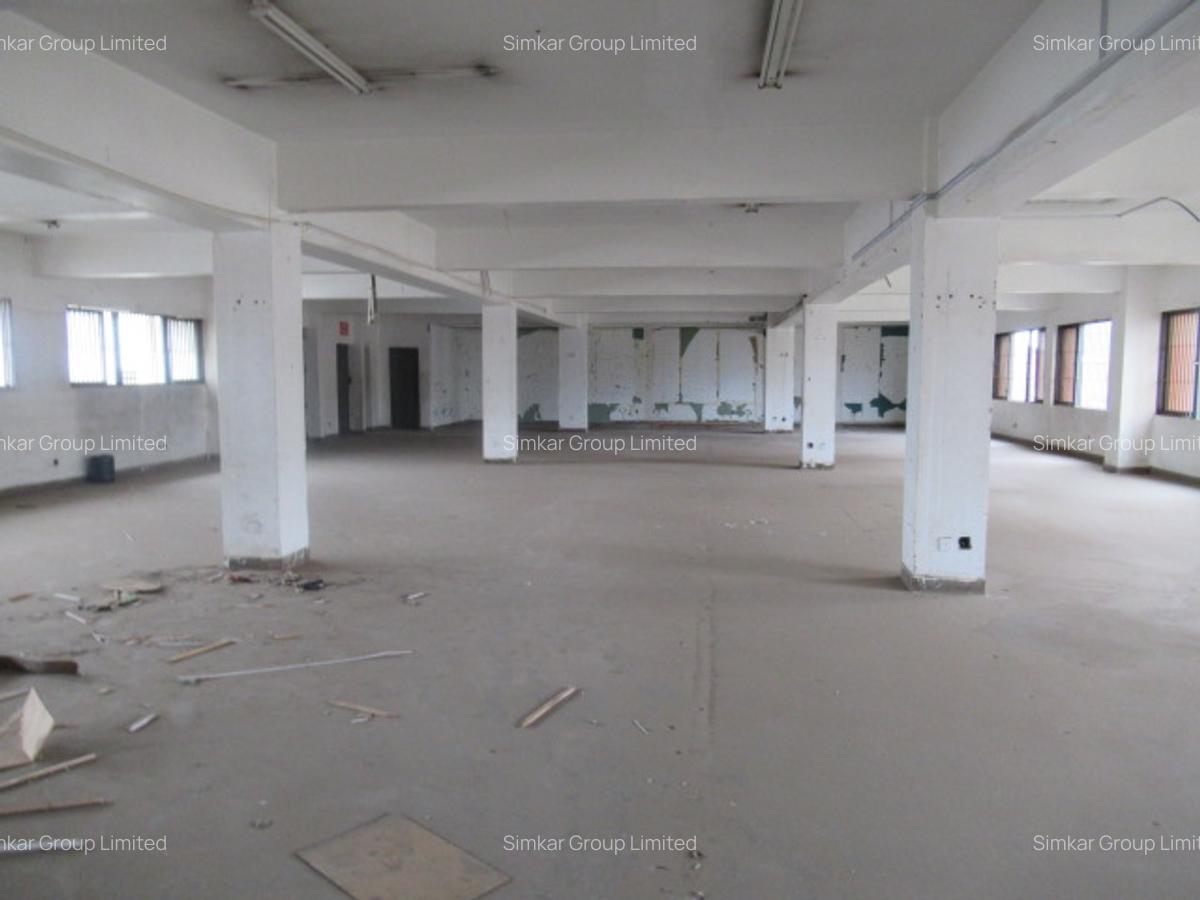 Commercial Property with Fibre Internet at Cbd - 7