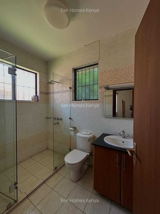 4 Bed Townhouse with En Suite at Convent Drive - 6