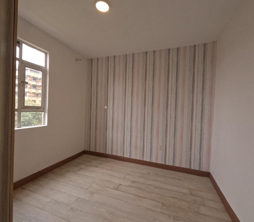 3 Bed Apartment with En Suite at Sigona - 5