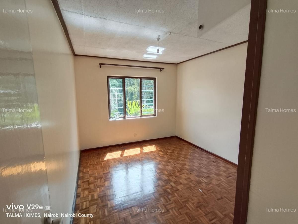 3 Bed Apartment with En Suite at Denis Pritt - 14