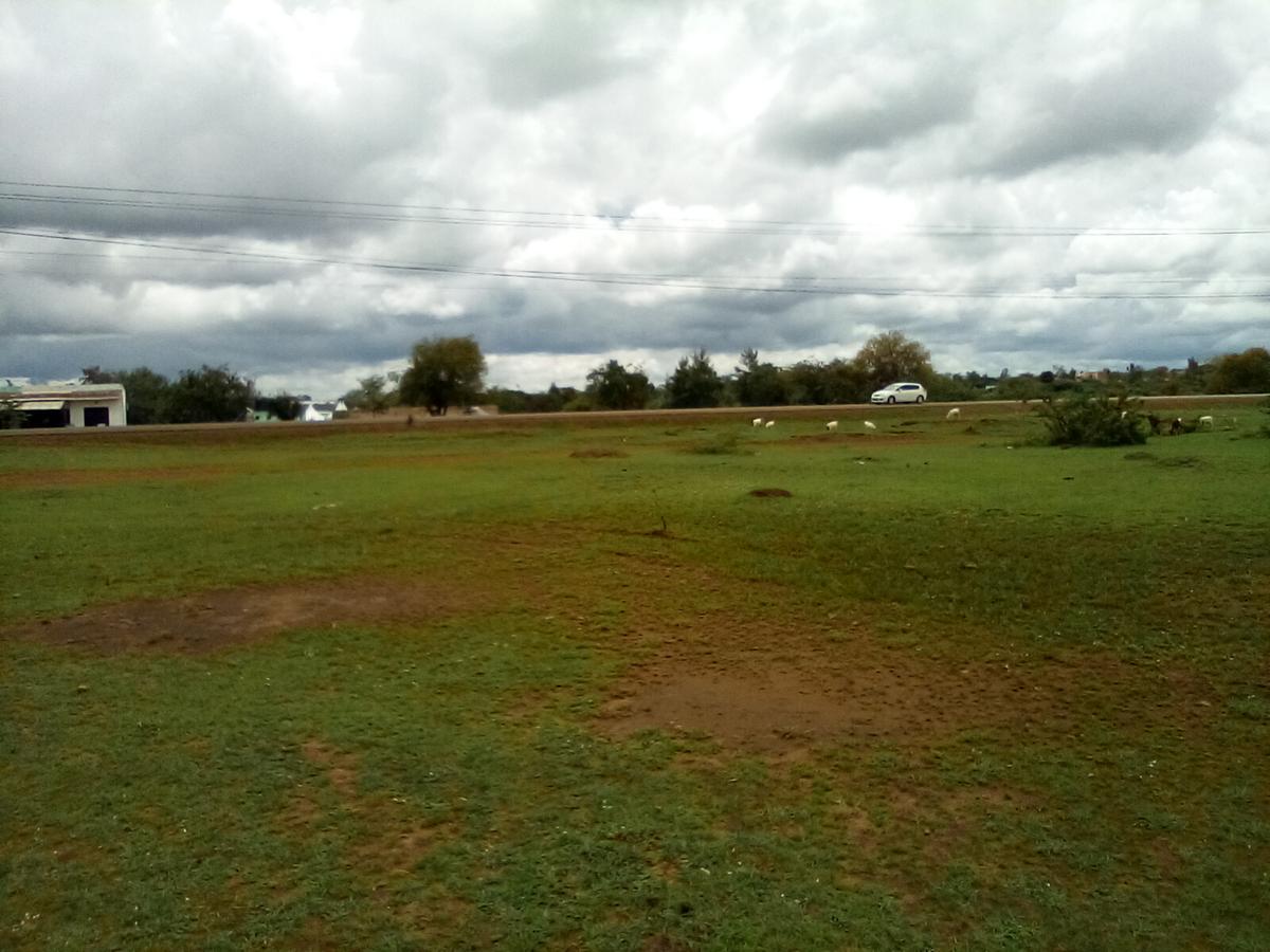 Land at Thika-Garissa Rd - 14