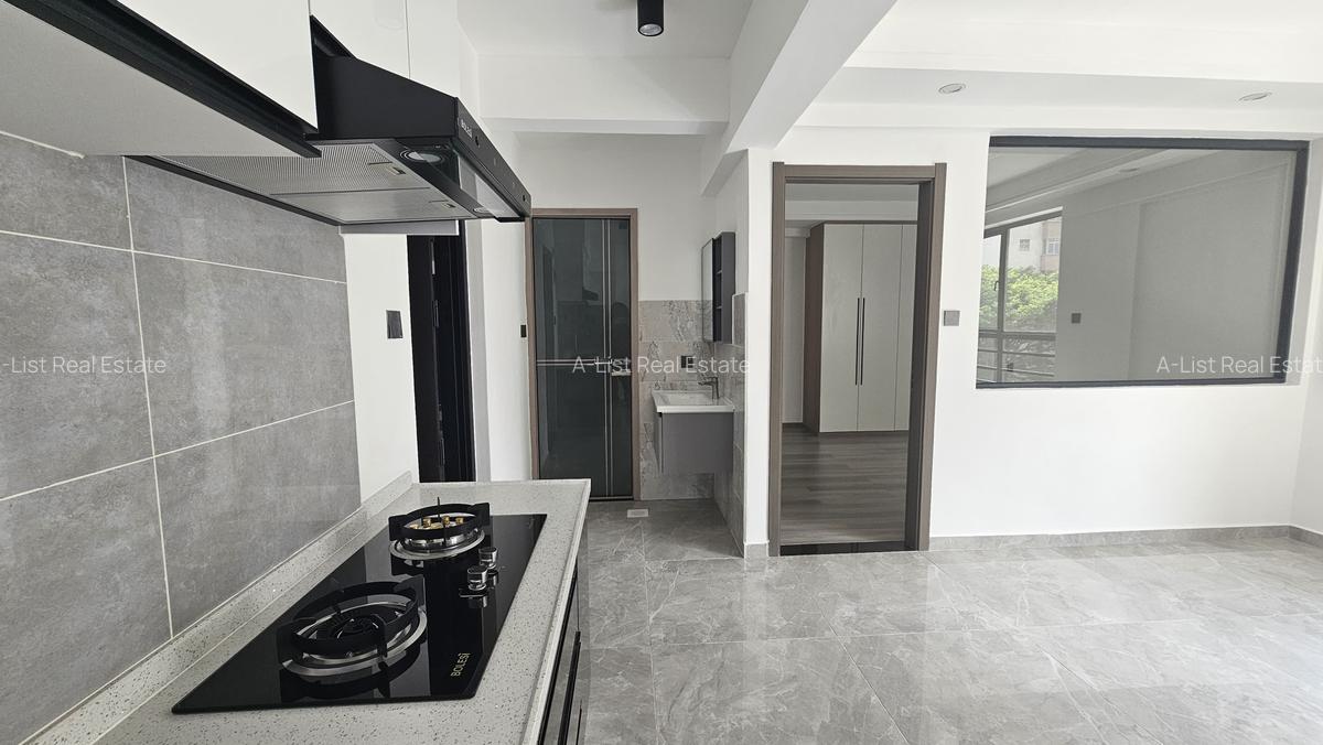 1 Bed Apartment with En Suite at Valley Arcade - 6