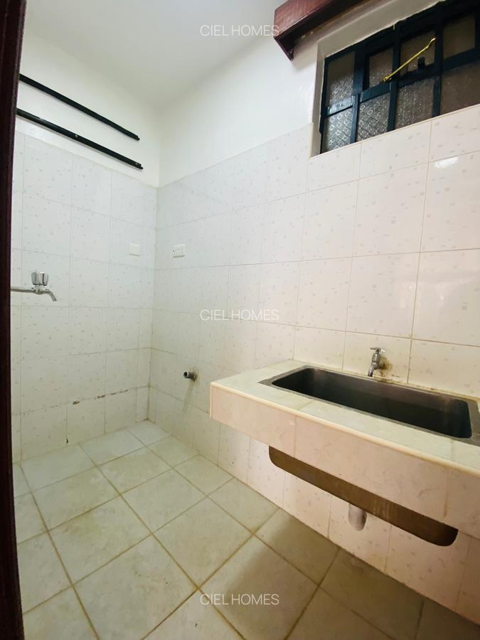 3 Bed Apartment with Swimming Pool at Chania Avenue - 8