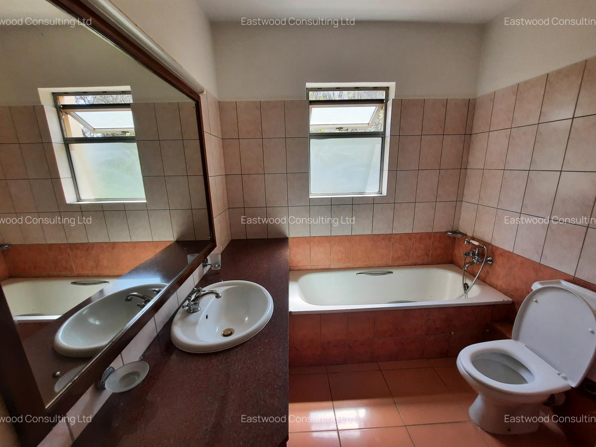 3 Bed Apartment with En Suite at Taarifa Road - 9