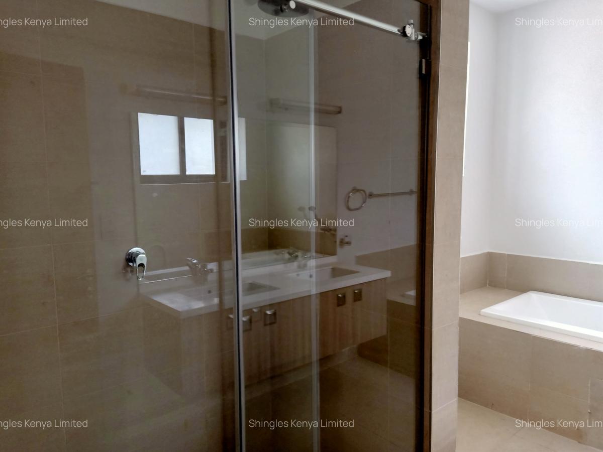 5 Bed Townhouse with En Suite at Njumbi Rd - 12
