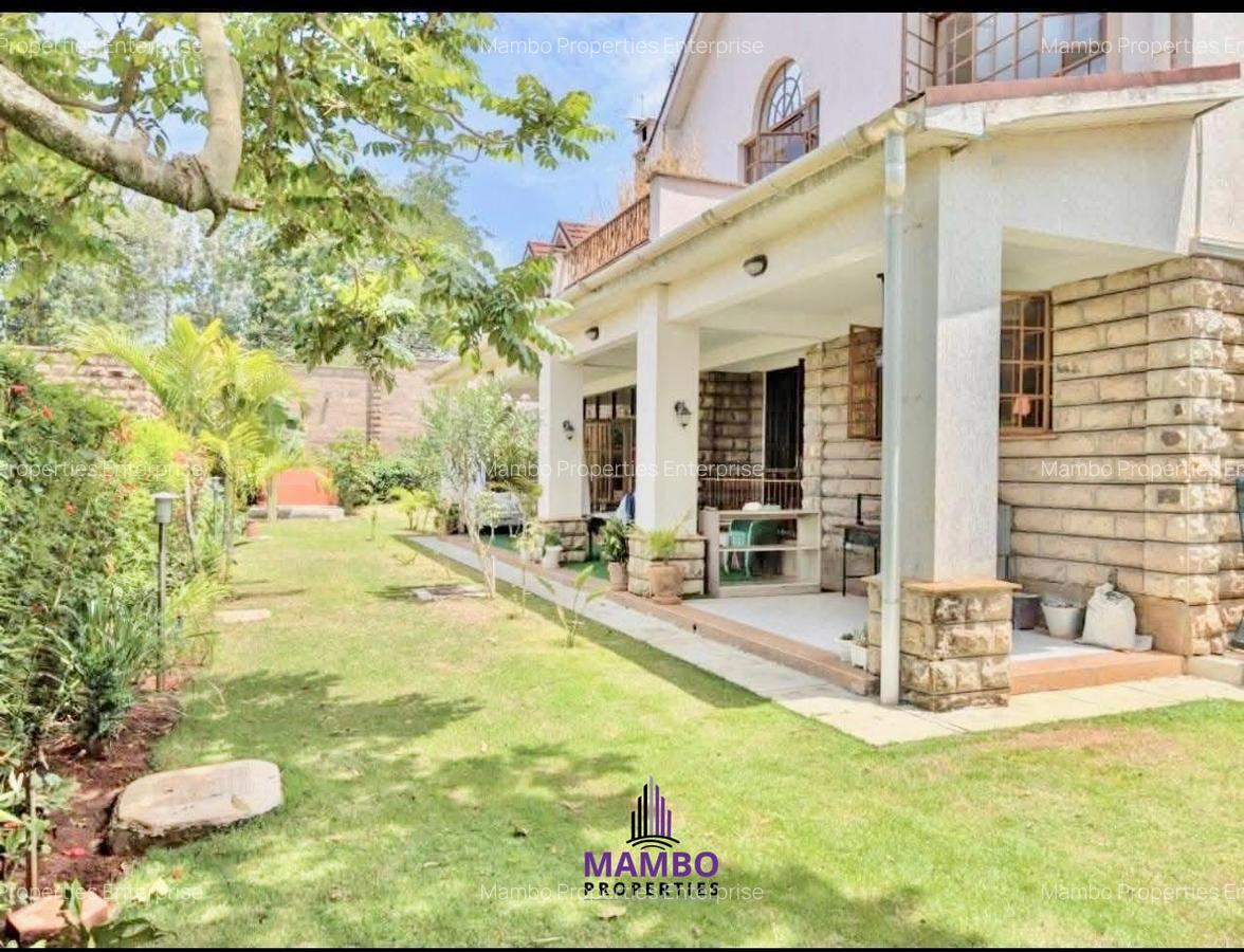 4 Bed Villa with En Suite at Rosslyn Lone Tree - 8