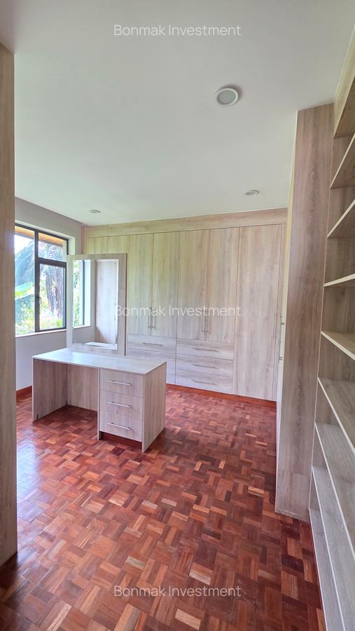 5 Bed Townhouse with En Suite at Mzima Springs. - 20