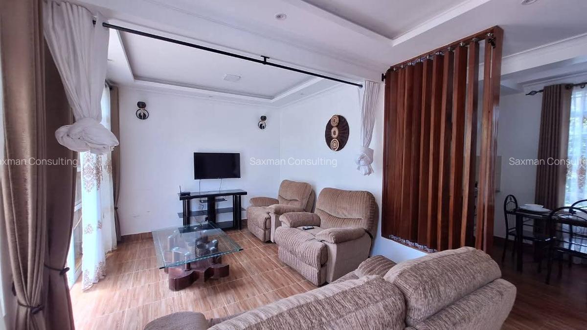 2 Bed House with Garden in Nyari - 1