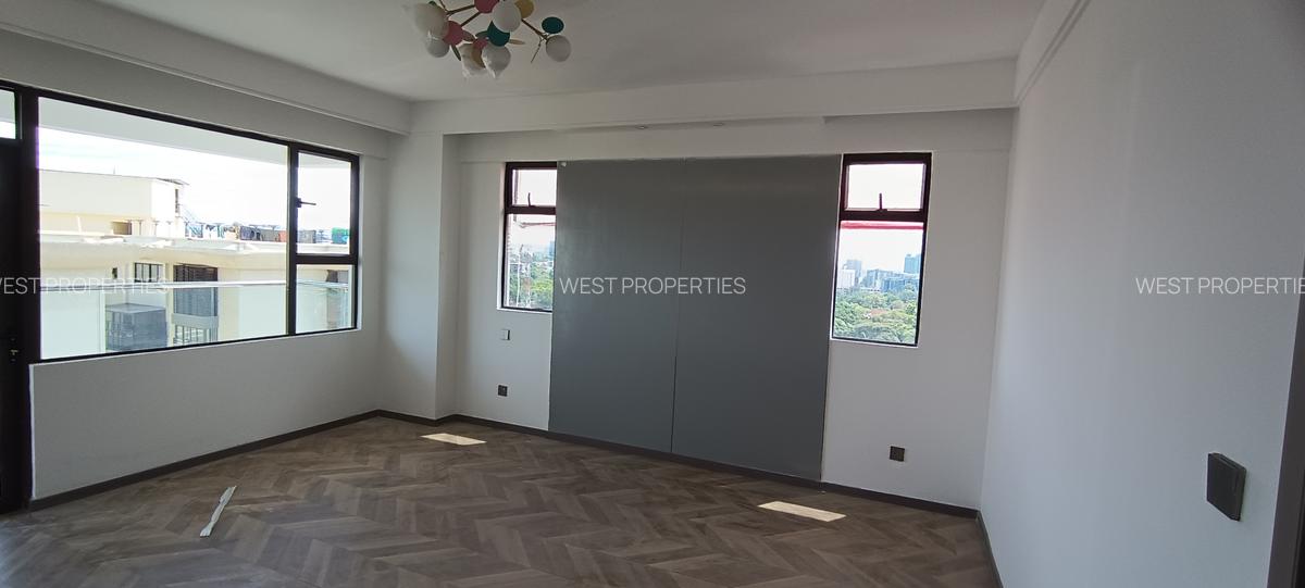 4 Bed Apartment with En Suite in Kileleshwa - 11