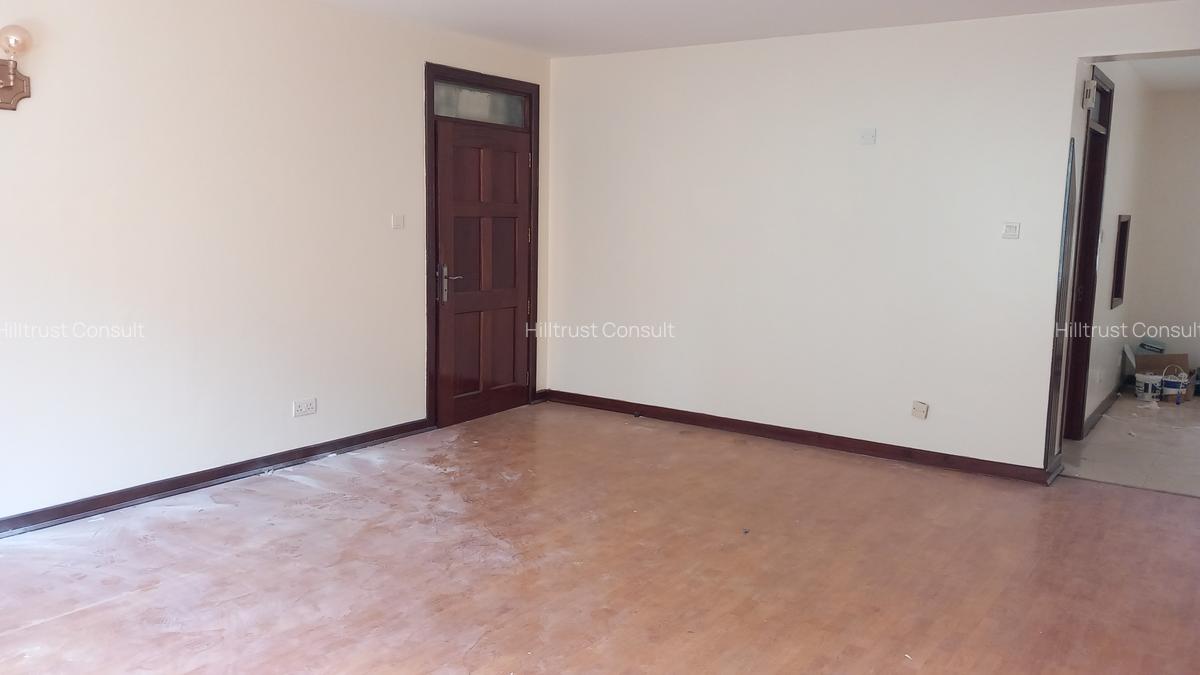 3 Bed Apartment with En Suite in Kileleshwa - 15