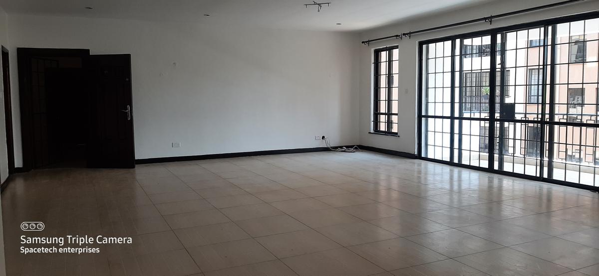 4 Bed Apartment with En Suite in Westlands Area - 7