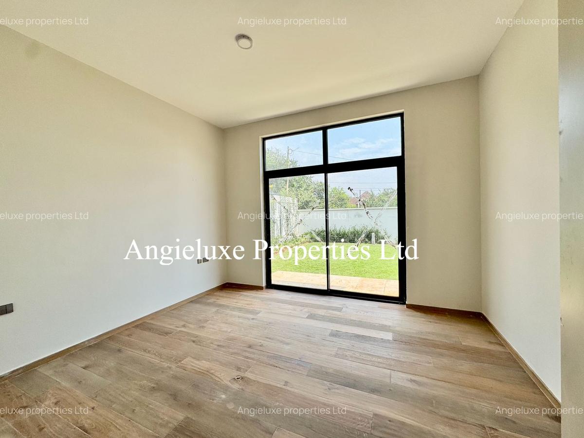 5 Bed Townhouse with En Suite at Runda - 7