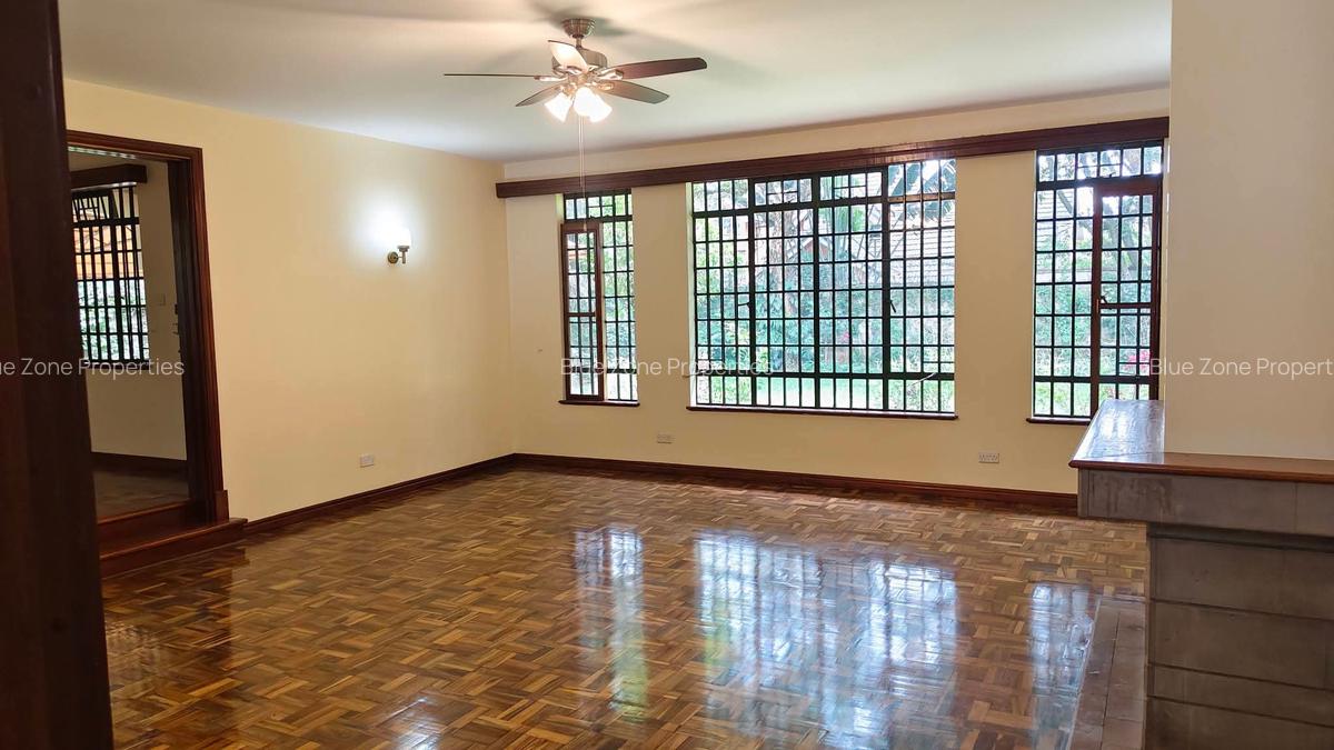 5 Bed House with En Suite at Nyari Central - 18