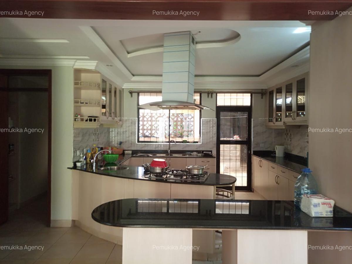 5 Bed House with En Suite at Kondek - 11