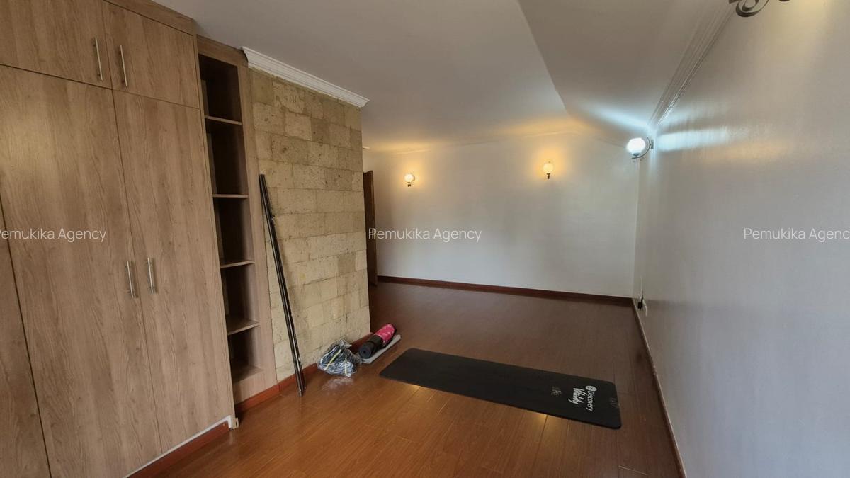 5 Bed House with En Suite at Miotoni - 17