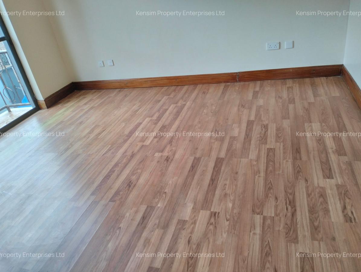 5 Bed Townhouse with En Suite in Westlands Area - 15