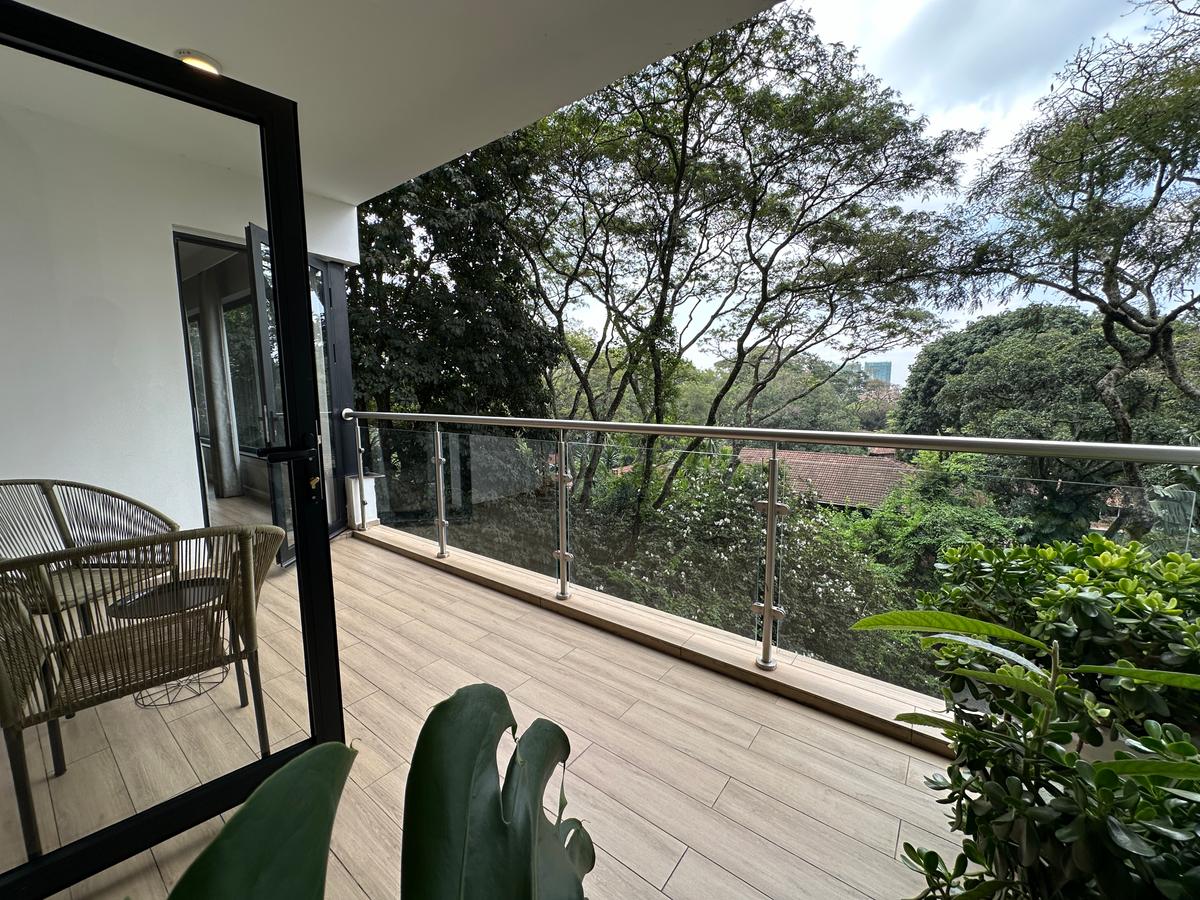 Serviced 2 Bed Apartment with En Suite in Lavington - 13