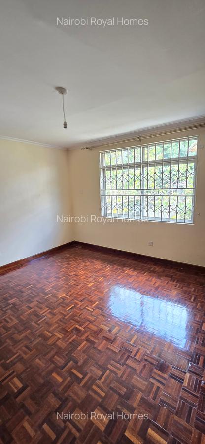 5 Bed Townhouse with En Suite at Lavington Green - 7