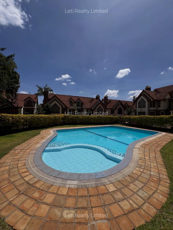 4 Bed Townhouse with En Suite in Lavington - 6