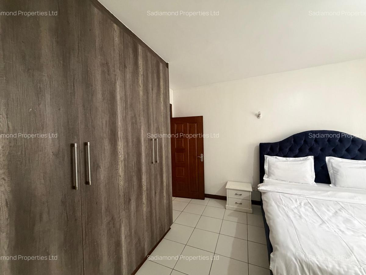 Furnished 2 Bed Apartment with Staff Quarters in Rhapta Road - 4