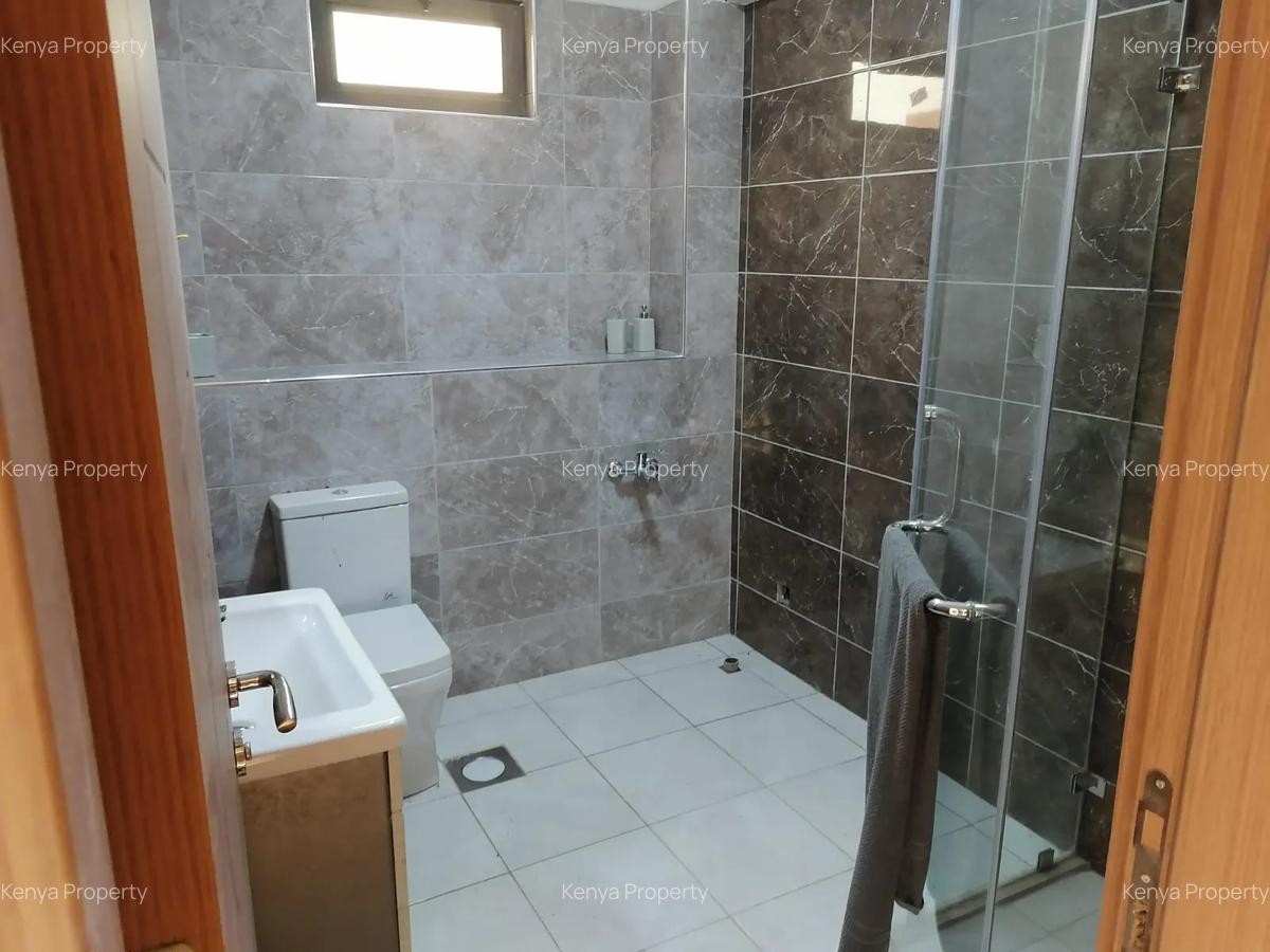 Serviced 3 Bed Apartment with En Suite at Rosewood Avenue - 3