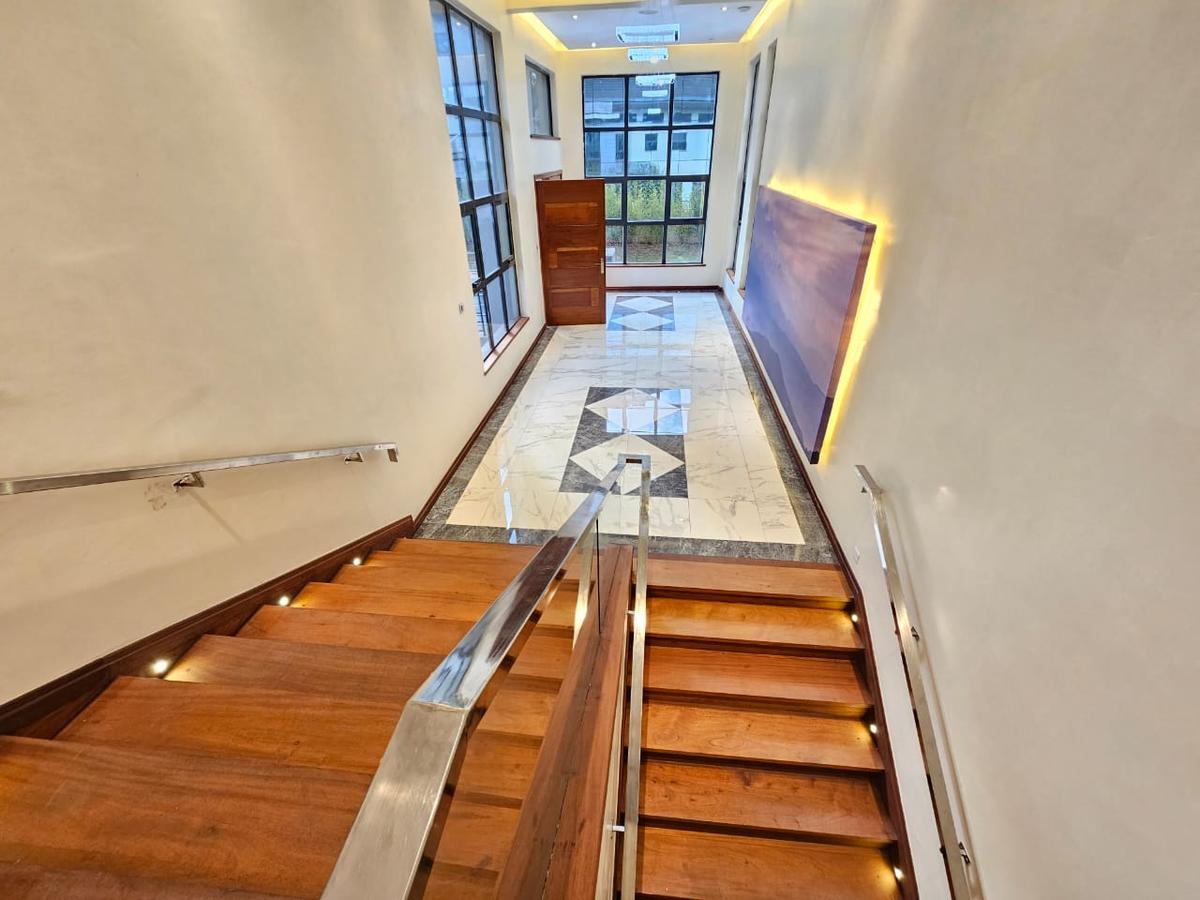 5 Bed Villa with En Suite in Lower Kabete - 10