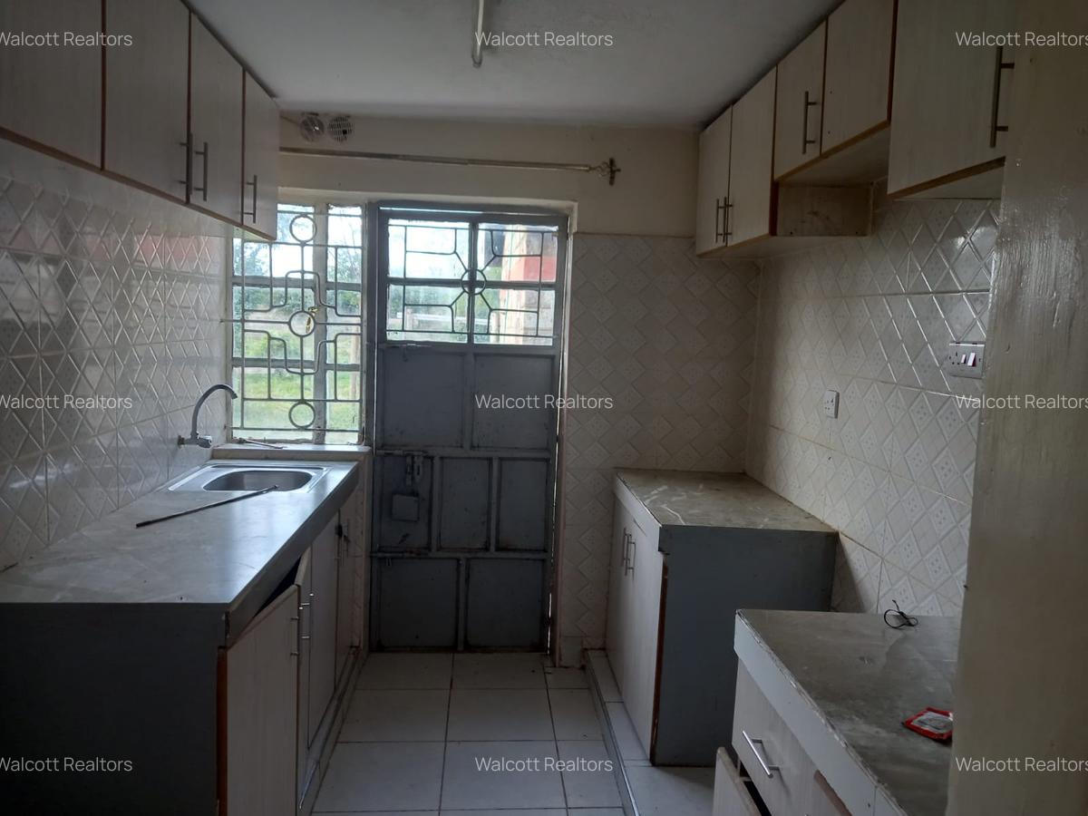 1 Bed Apartment with En Suite in Kasarani - 3
