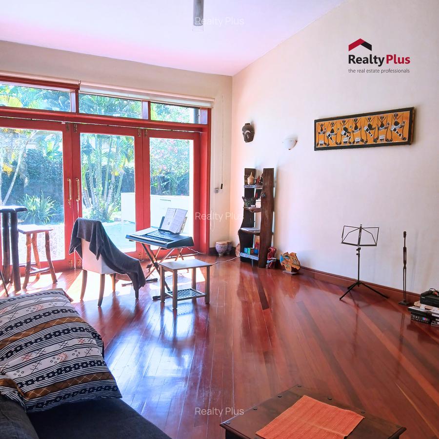 4 Bed Villa with En Suite in Runda - 13