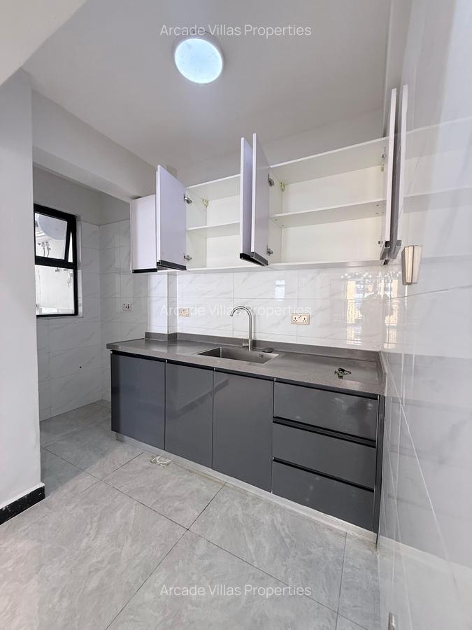 2 Bed Apartment with En Suite in Kileleshwa - 5