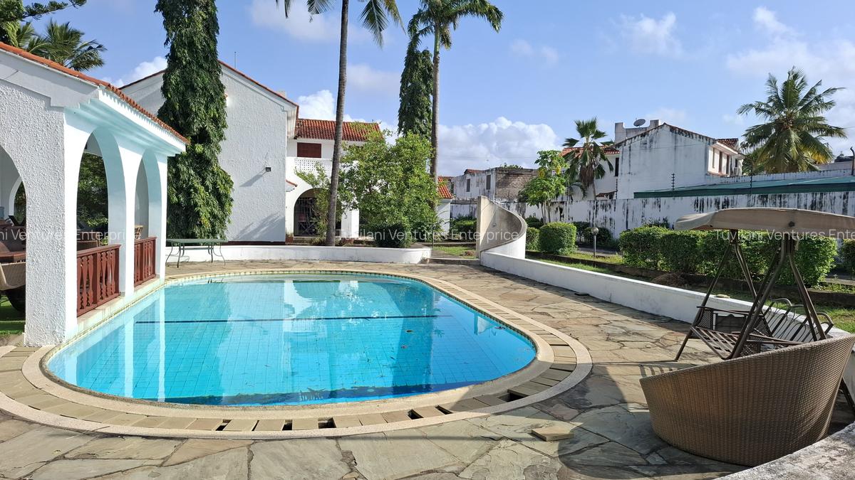 4 Bed Villa with En Suite at Nyali Mombasa - 3