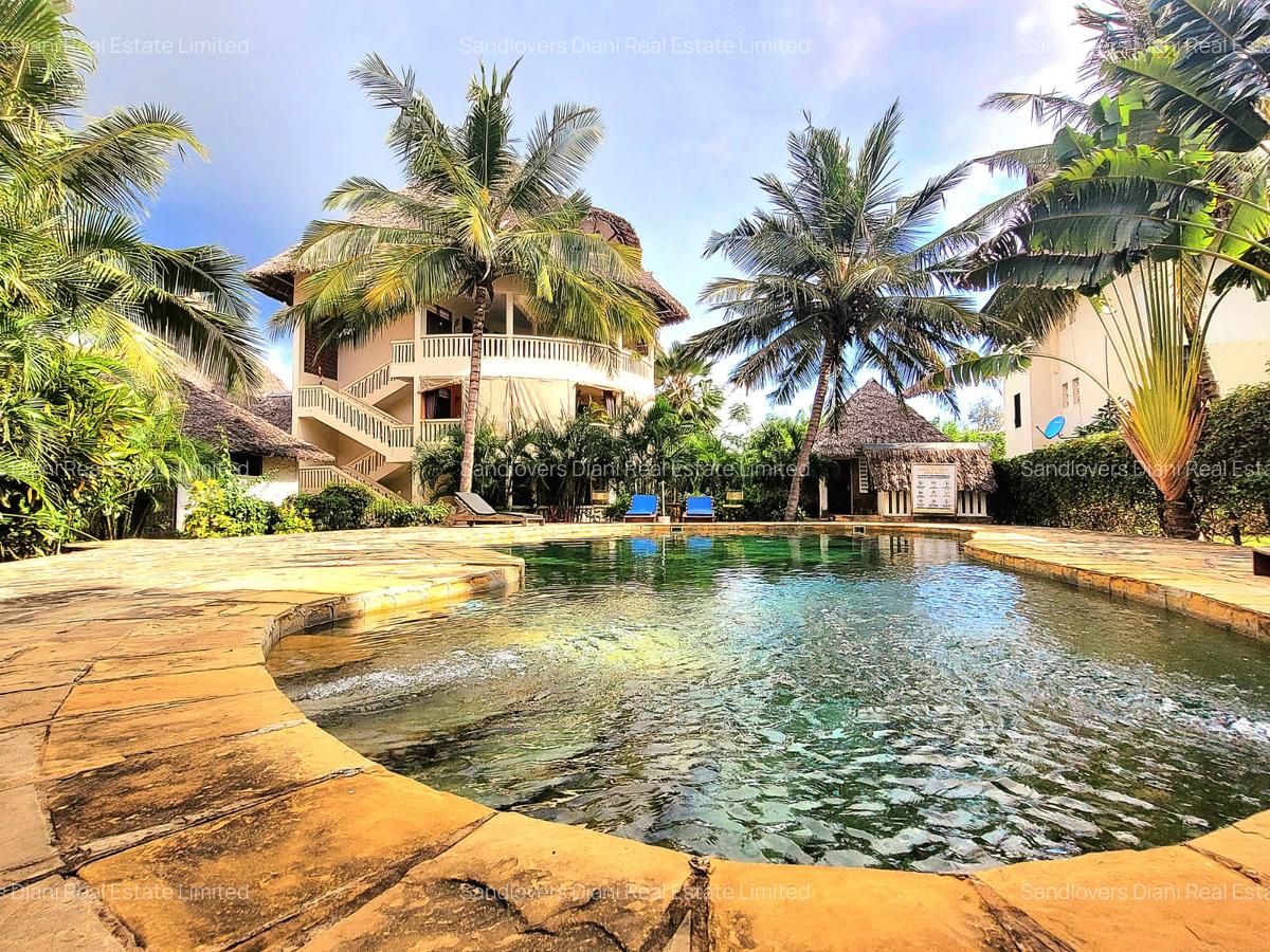 Furnished 2 Bed Apartment with En Suite in Diani - 4