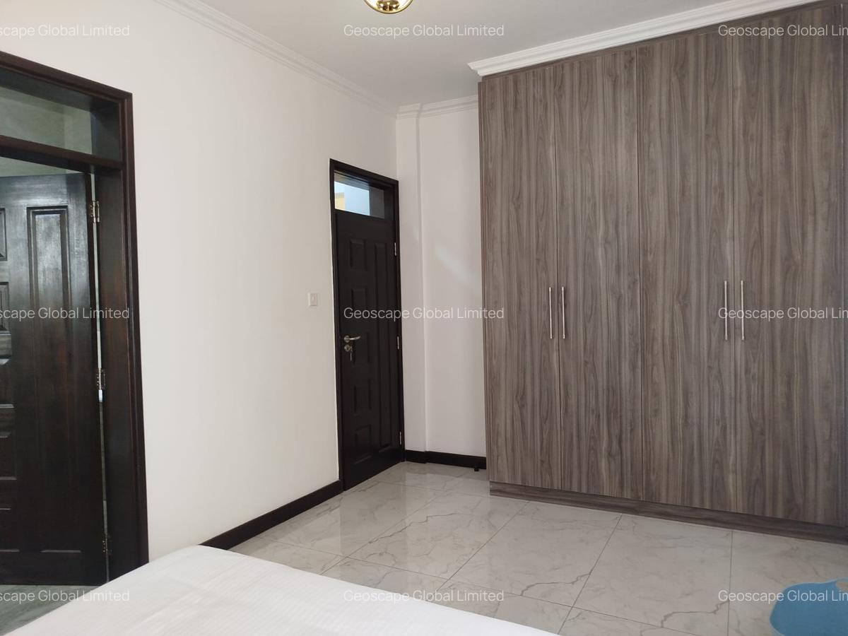 Furnished 3 Bed Apartment with En Suite in Brookside - 4