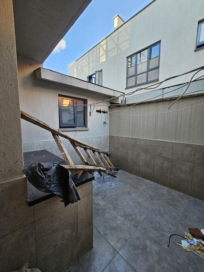 4 Bed Townhouse with En Suite at Off Langata Road - 14