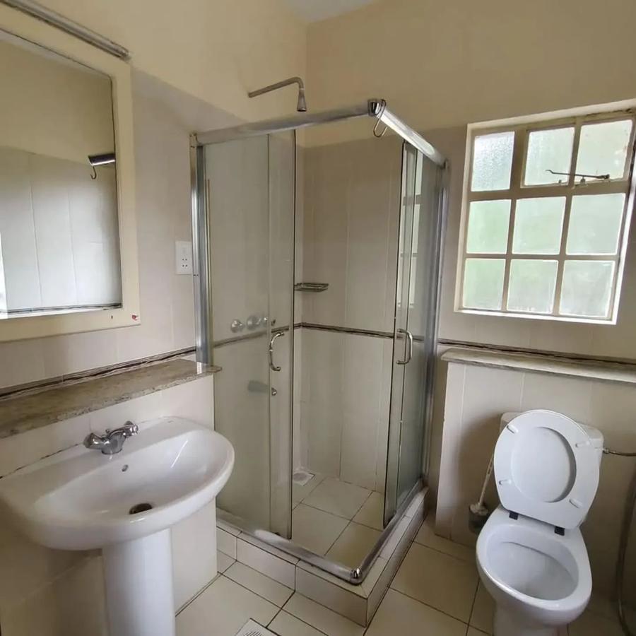 5 Bed Townhouse with En Suite at Mzima Springs - 3