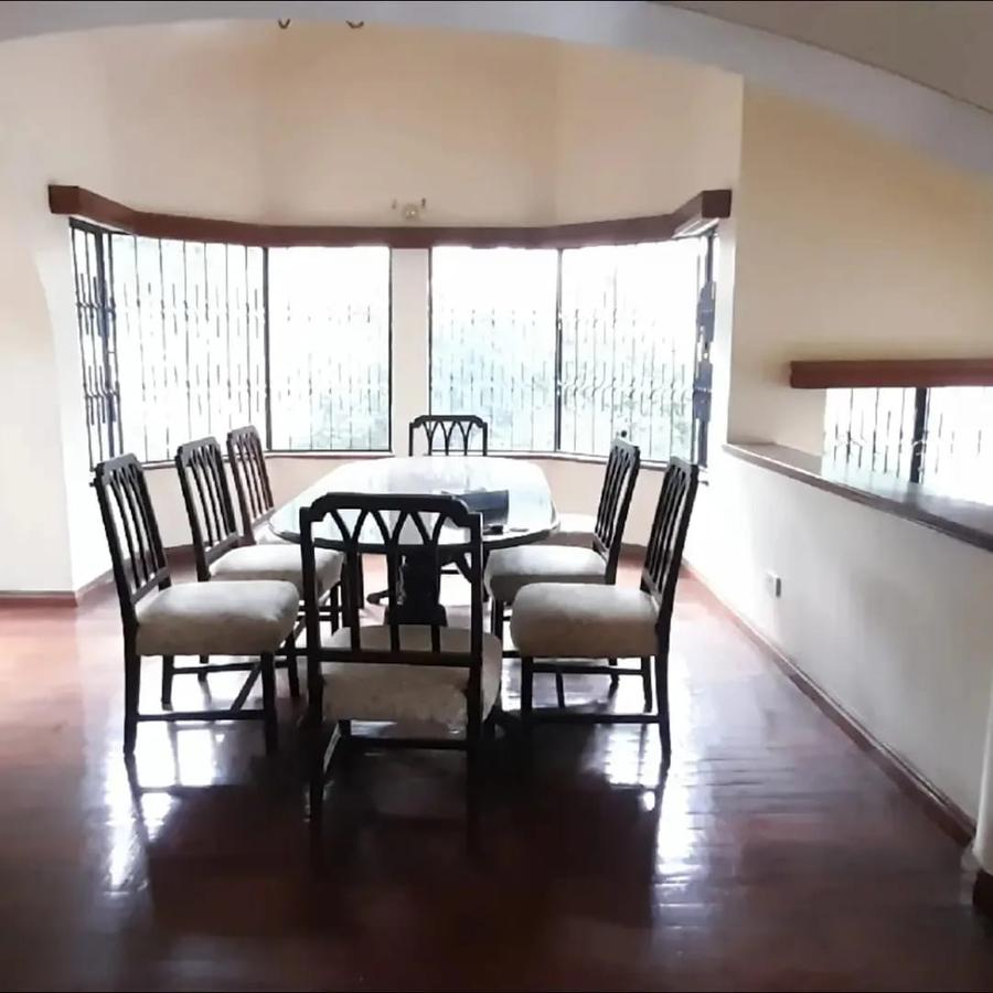 5 Bed Townhouse with En Suite at Nyari - 4