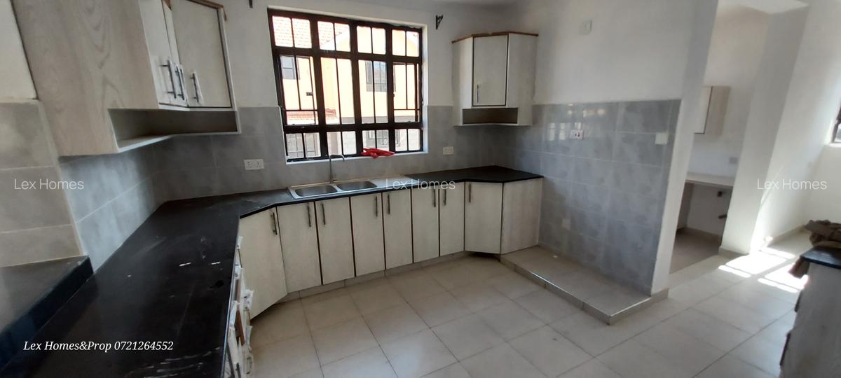 4 Bed House with En Suite at Rimpa - 12