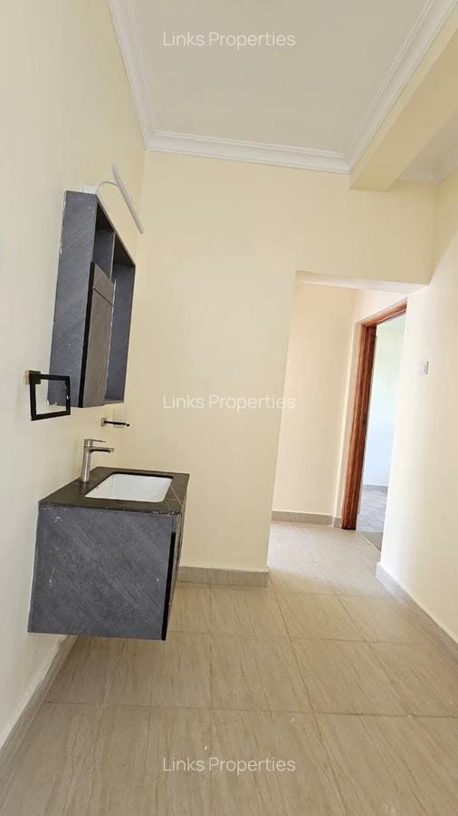 4 Bed House with En Suite at Kerarapon Road - 12