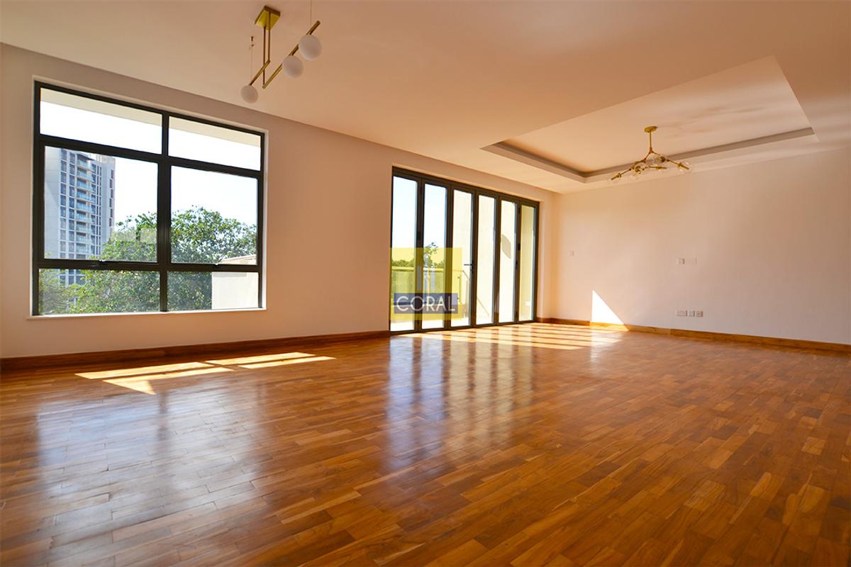 4 Bed Apartment with Backup Generator in Rosslyn - 4