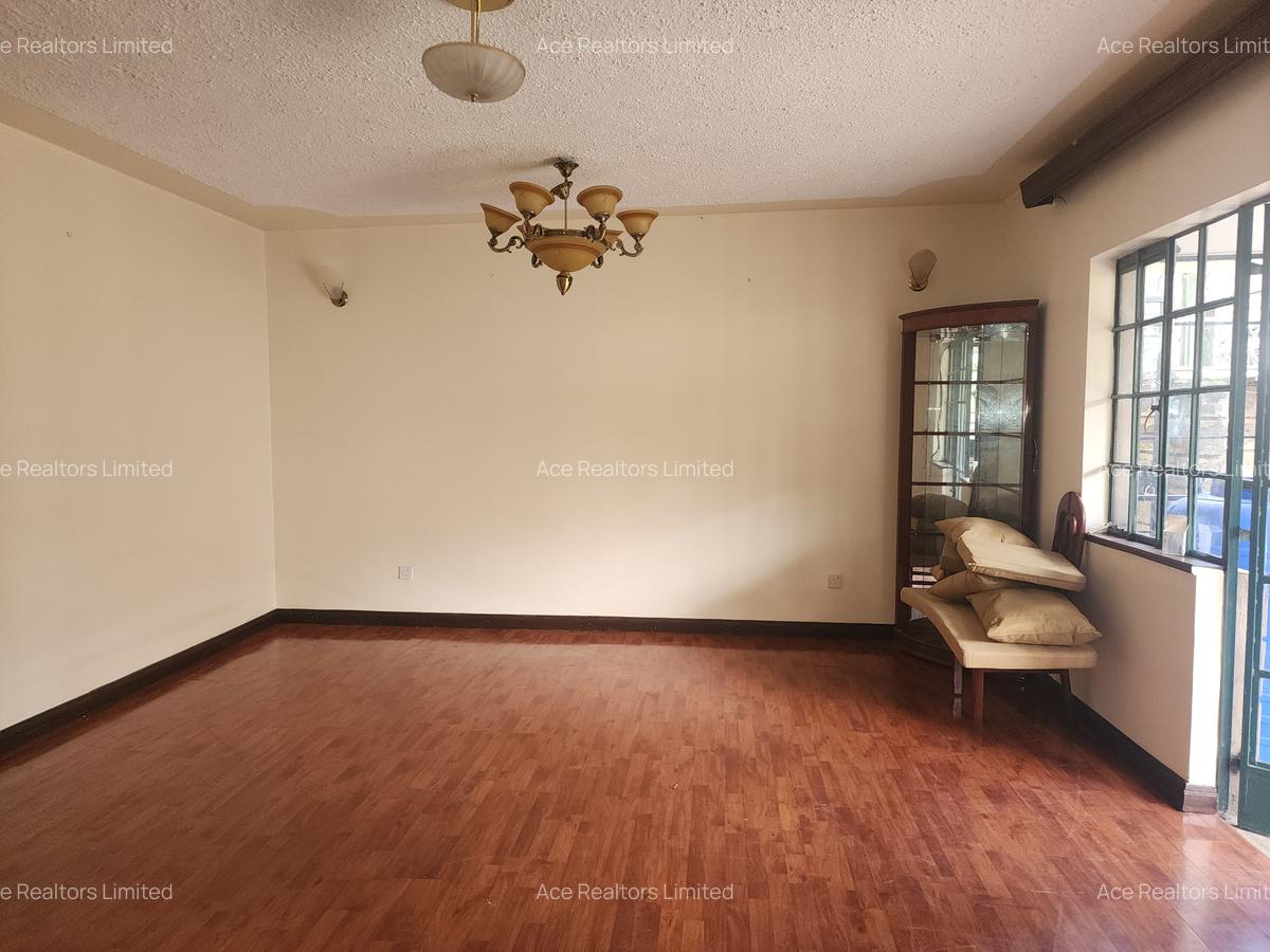 4 Bed Townhouse with En Suite at Laikipia Road - 7