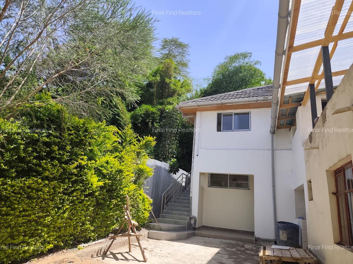 2 Bed House with Garden in Runda - 1