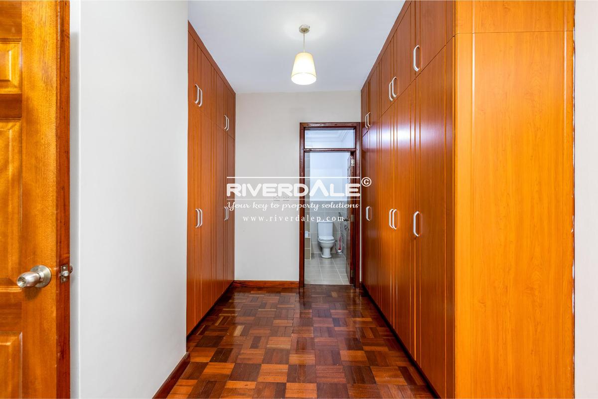 Furnished 3 Bed Apartment with En Suite in Kileleshwa - 12
