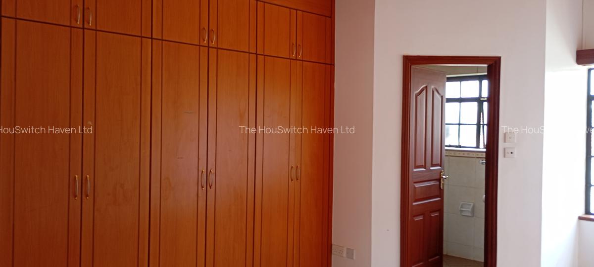 5 Bed Townhouse with En Suite at Convent Drive - 18